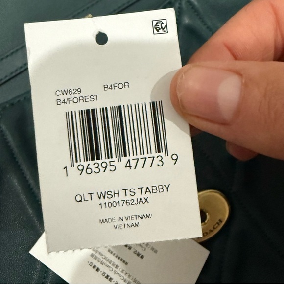 Coach Bag Times Square Quilted Tabby in Forest Green - Picture 13 of 13